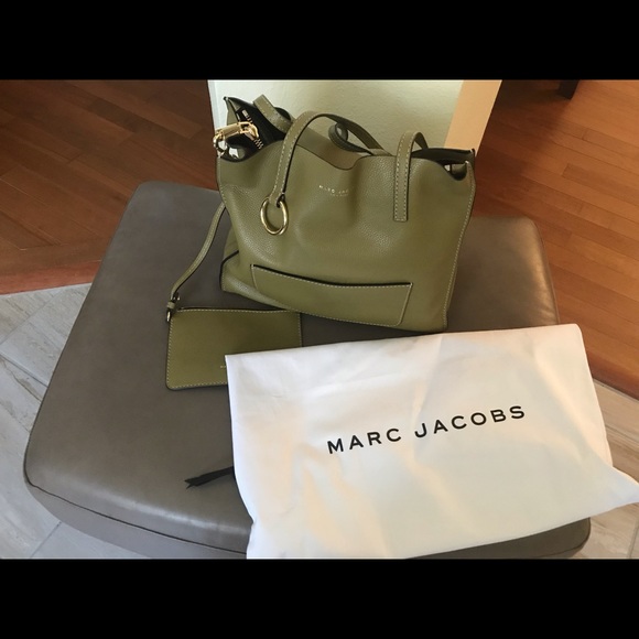 Marc Jacobs Handbags - Marc Jacobs Tote Green